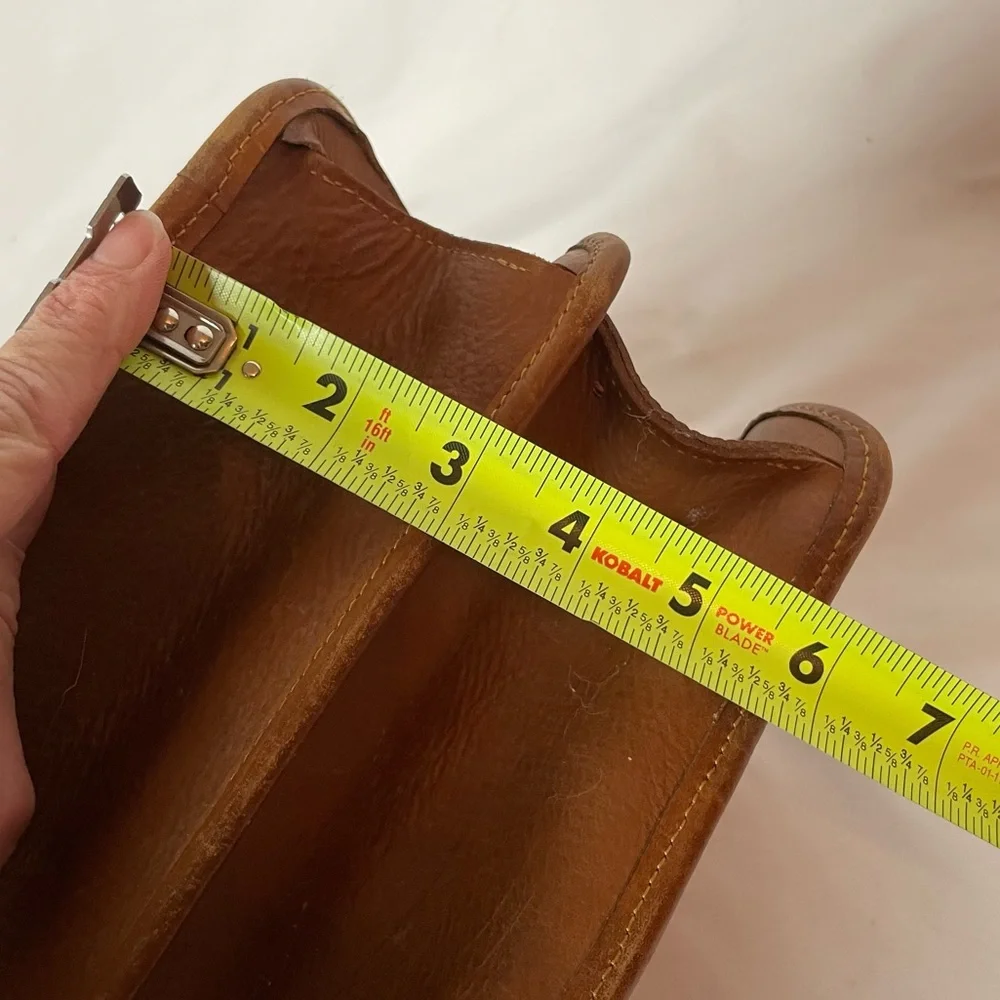 Aston Leather Triple Compartment Briefcase Tan Removable Strap Expanding EUC